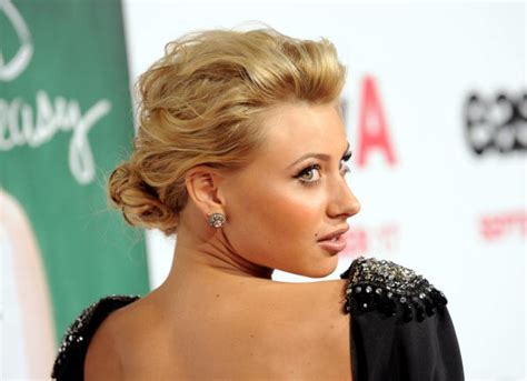 aly michalka boobs|Aly Michalkas Body Measurements Including Height, Weight, Bra。